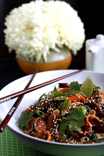 Curry-Scented Soy Curls with Sesame-Cinnamon Dressing