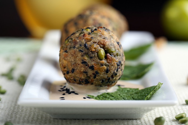 Green Lentil, Pistachio and Walnut Fauxlafel