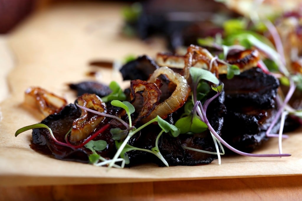 Miso-Scented Portobello with Garlic Cauliflower Mash